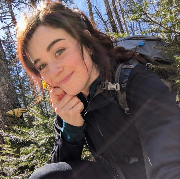 Meet your Posher, Ally - Picture 1 of 5